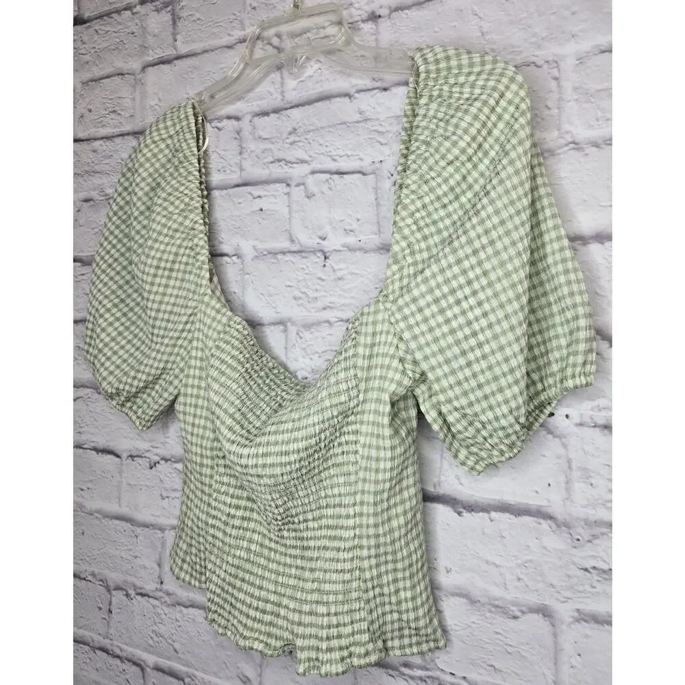 ASTR The Label Daydreamer Women's Puff Sleeve Smocked Top XS.